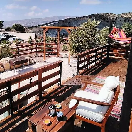 Bed & Breakfast House On The Hill *