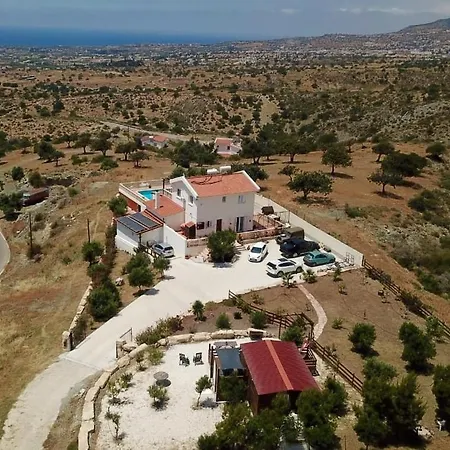 House On The Hill Coral Bay
