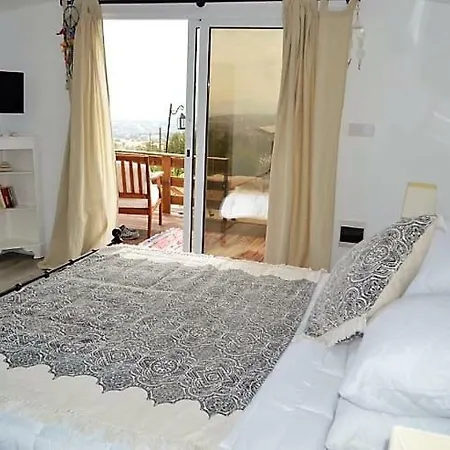 House On The Hill فندق مبيت وإفطار